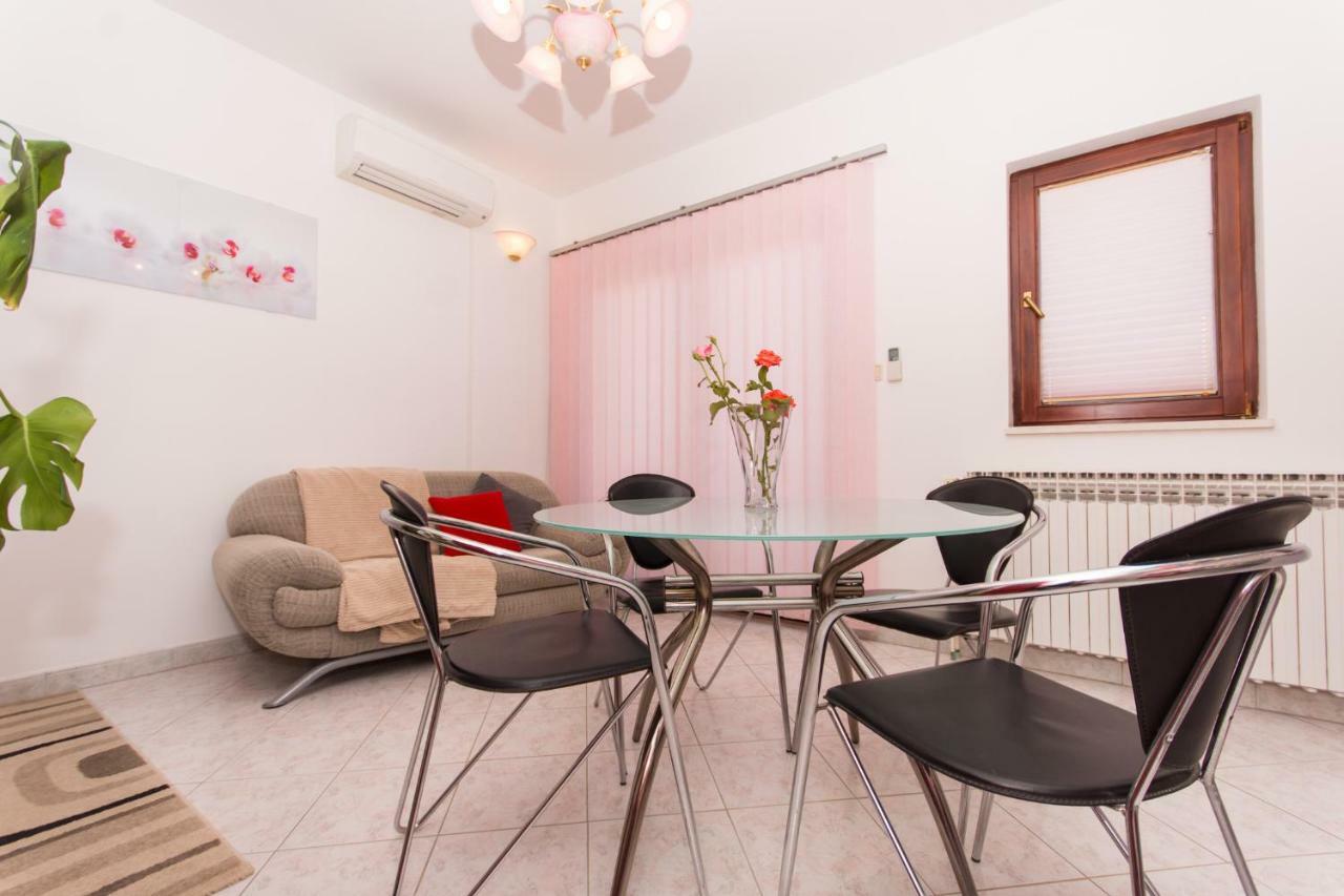 Apartman Mina Trogir Extérieur photo